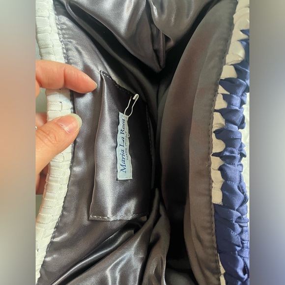 NWT MARIA LA ROSA CLUTCH silk - Picture 4 of 4